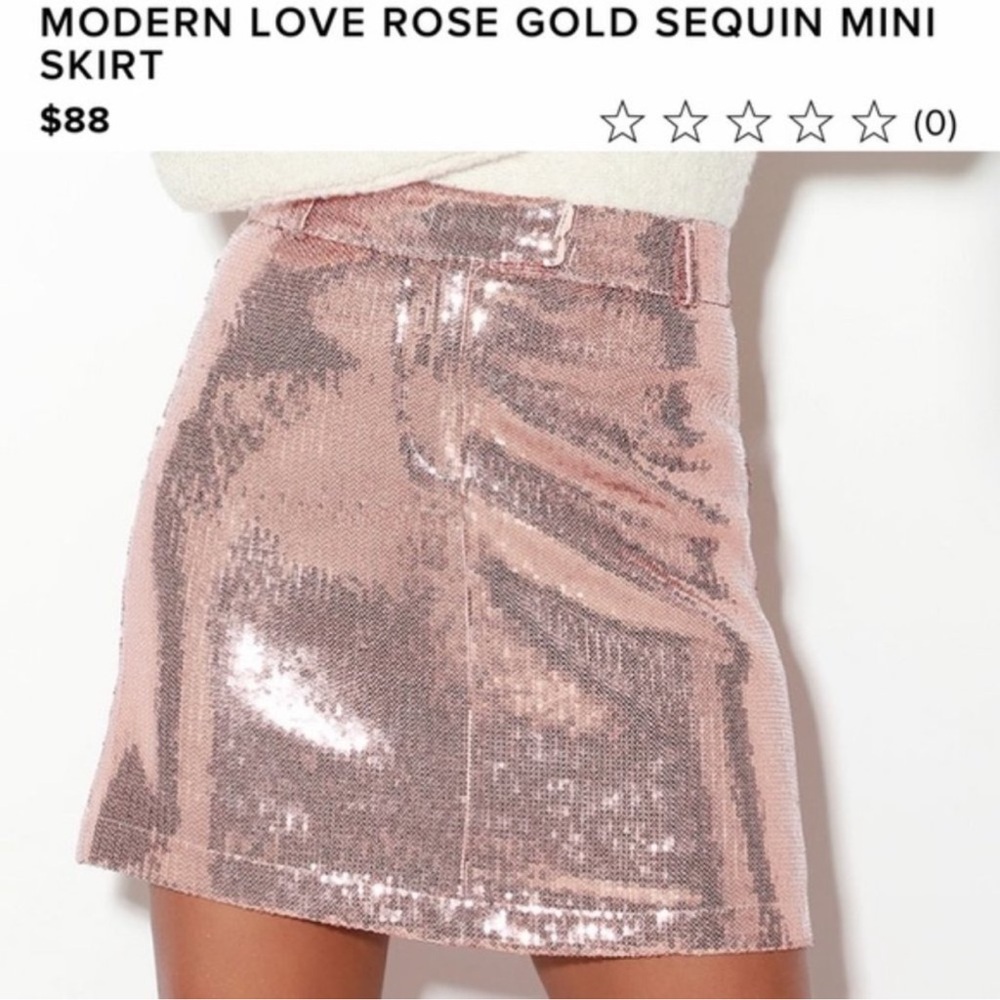 🆕‎ BB Dakota Rose Gold Sequin Mini Skirt - Picture 3 of 13